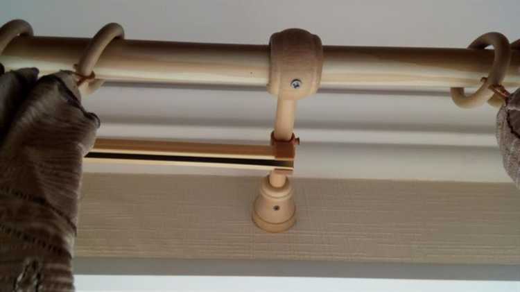 Маскировка стыков декоративными накладками