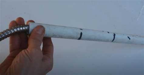 Использование пружины для внутренней поддержки трубы