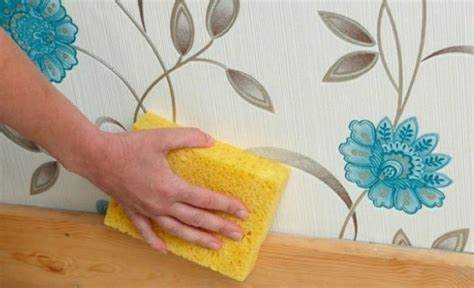 Удаление пятен от чая, кофе и сока с флизелиновой поверхности