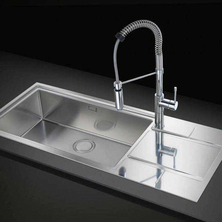 Подготовка инструментов и расходных материалов для монтажа