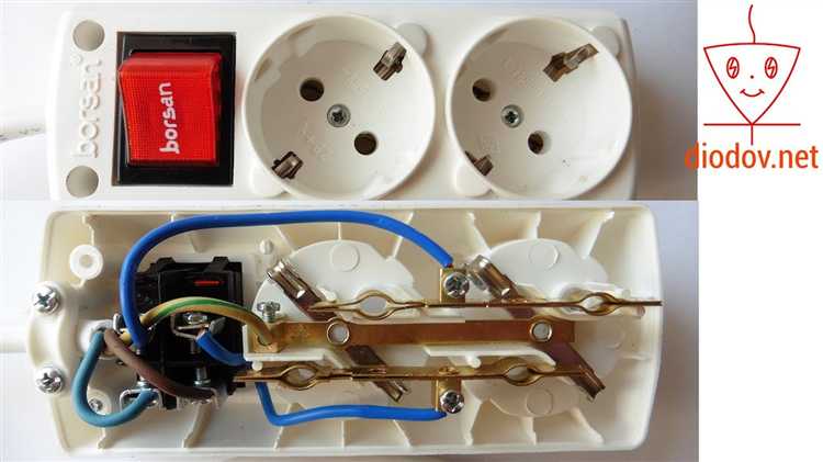 Монтаж схемы внутрь корпуса удлинителя