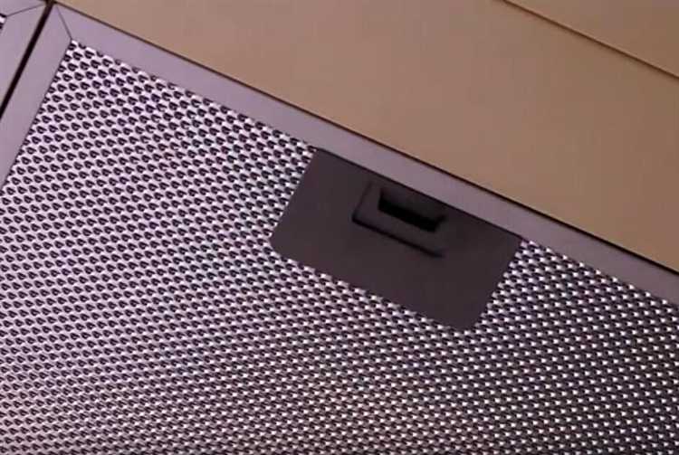 Пошаговая инструкция по снятию жироулавливающего фильтра