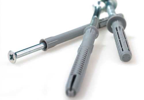 Подготовка поверхности и защита плитки перед началом работ