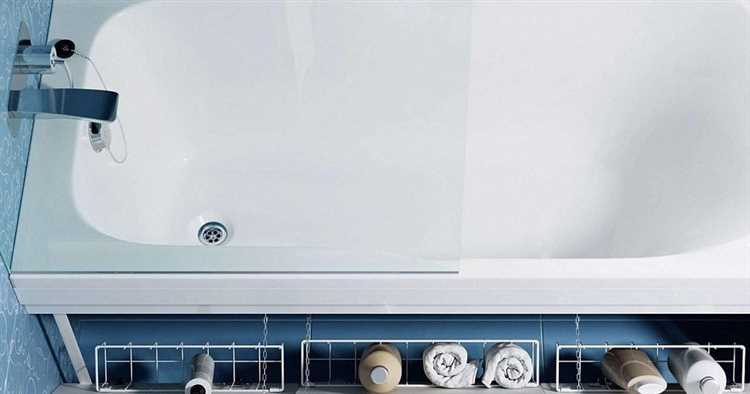 Установка распашной дверцы с учетом влажности в ванной