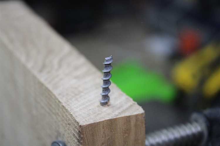 Как избежать растрескивания газобетона при закручивании