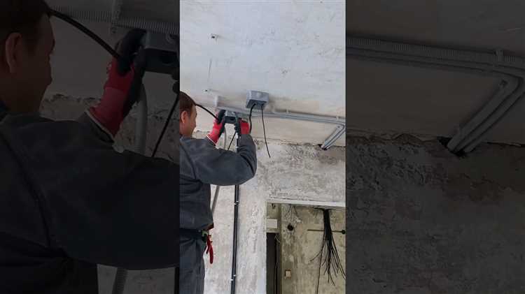 Как заменить кабель в гофре в стене