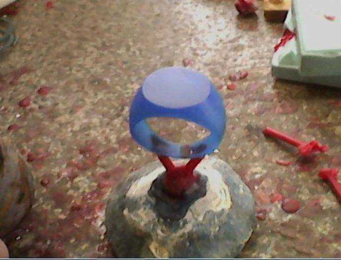 Как защитить гипсовую фигуру от дождя