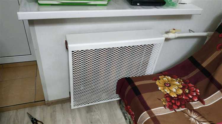 Как защитить холодильник от батареи отопления