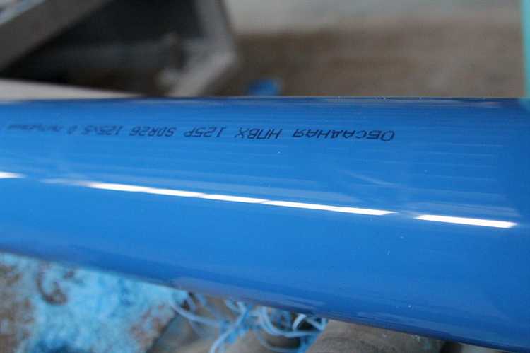 Варианты ремонта и обслуживания стальных и пластиковых труб