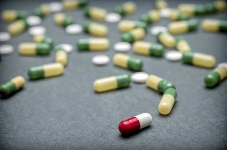 Какие витамины покупают для молодок перед началом кладки