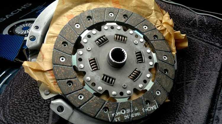 Снятие старого диска сцепления: последовательность действий