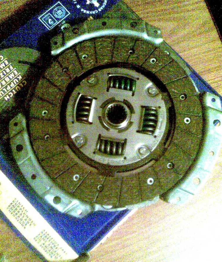 Проверка состояния корзины и нажимного диска перед установкой