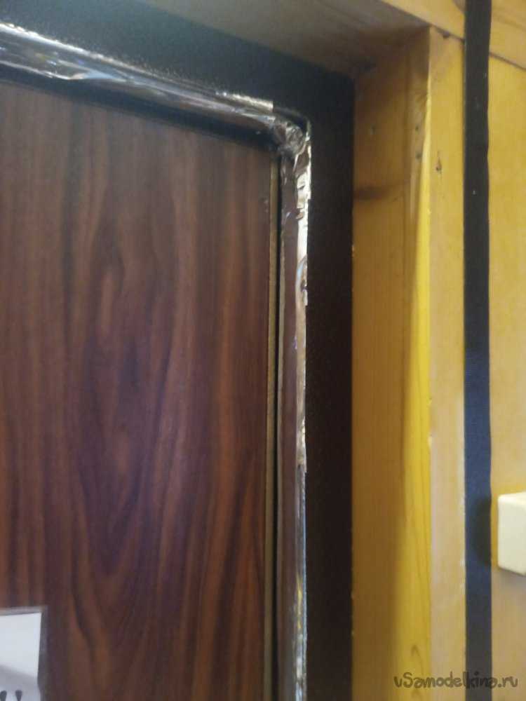 Преимущества многослойных дверей с терморазрывом