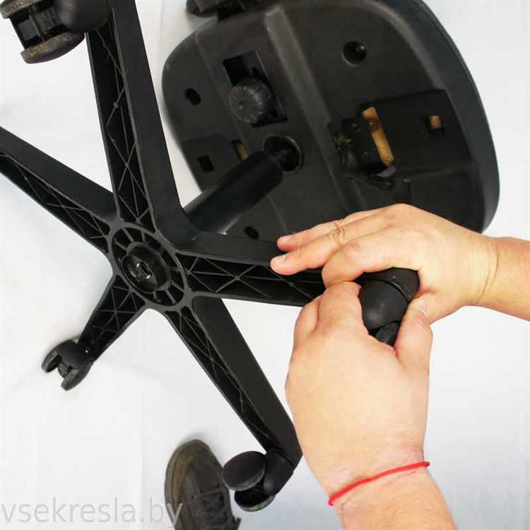 Смазка подшипников и осей колесных механизмов