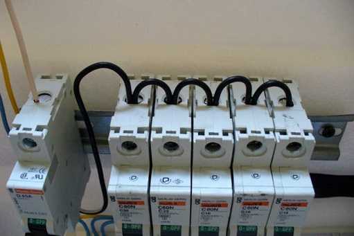 Особенности крепления модульных устройств разных производителей