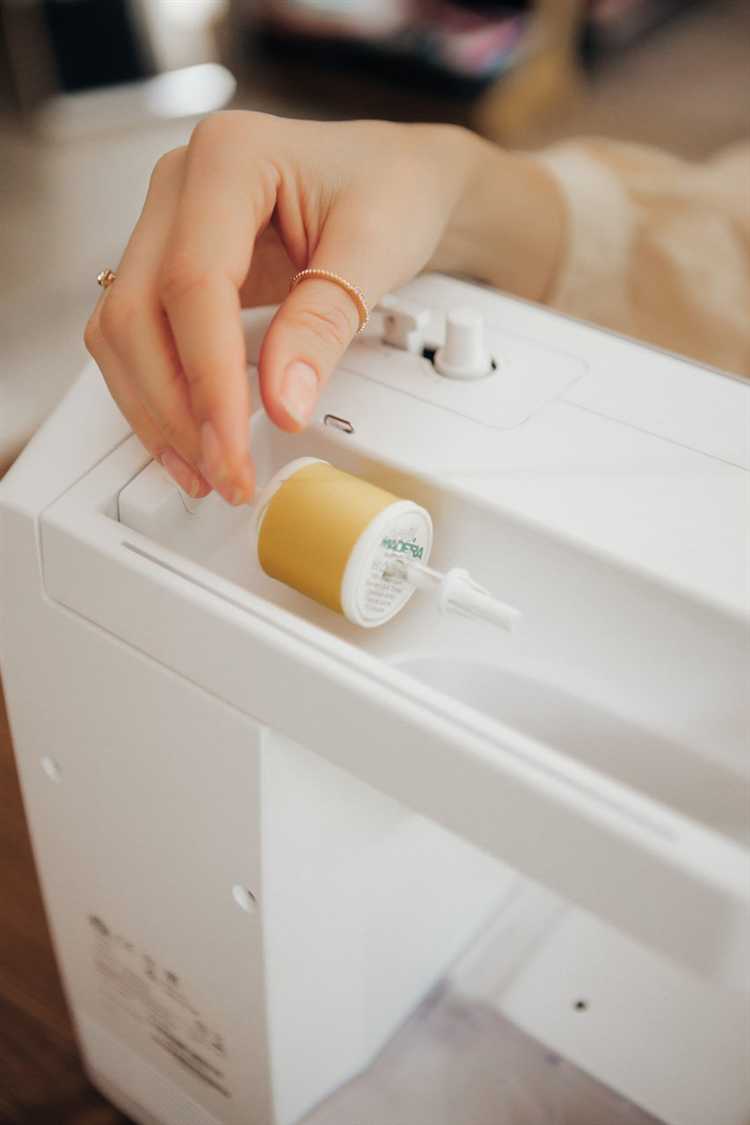 Подготовка наждачной бумаги к установке на диск