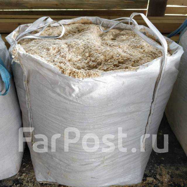 Чем отличается использование опилок и стружки в строительных смесях