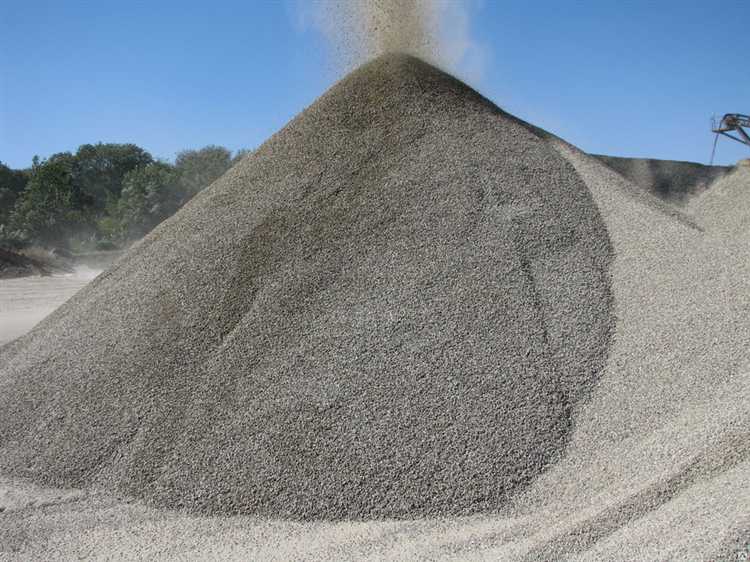 Где купить качественный отсев щебня и на что обратить внимание при закупке