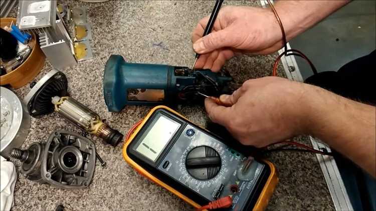 Как износ щеток влияет на появление искр на якоре