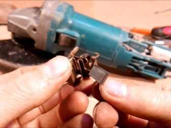 Искрение под щетками электродвигателя приводит к нескольким ключевым негативным эффектам, существенно влияющим на работоспособность и долговечность якоря: