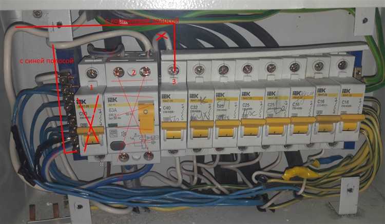 Почему выбивает автомат на столбе а не в доме Почему выбивает автомат на столбе а не в доме