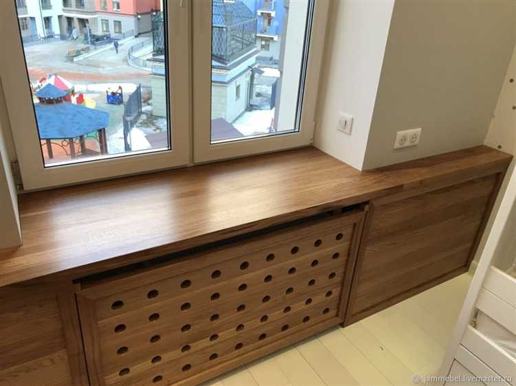 Подоконник на котором можно сидеть в квартире