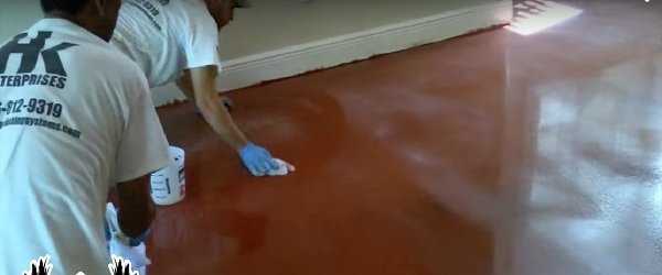 Какой пол выбрать для мастерской с высокой влажностью