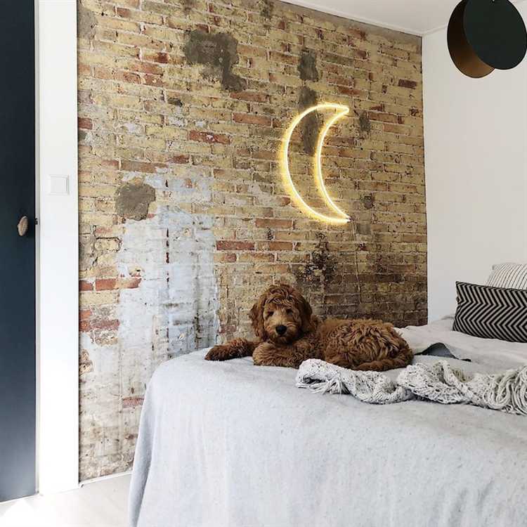 Монтаж декоративных панелей и плитки под кирпич